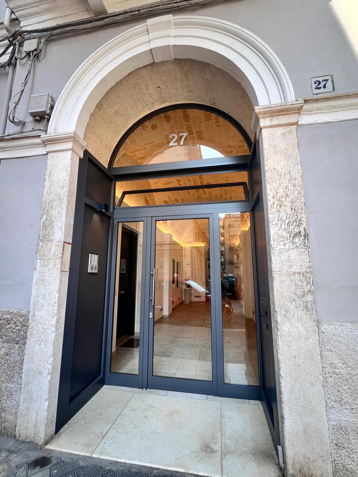 Trilocale ristrutturato in via Ettore Fieramosca